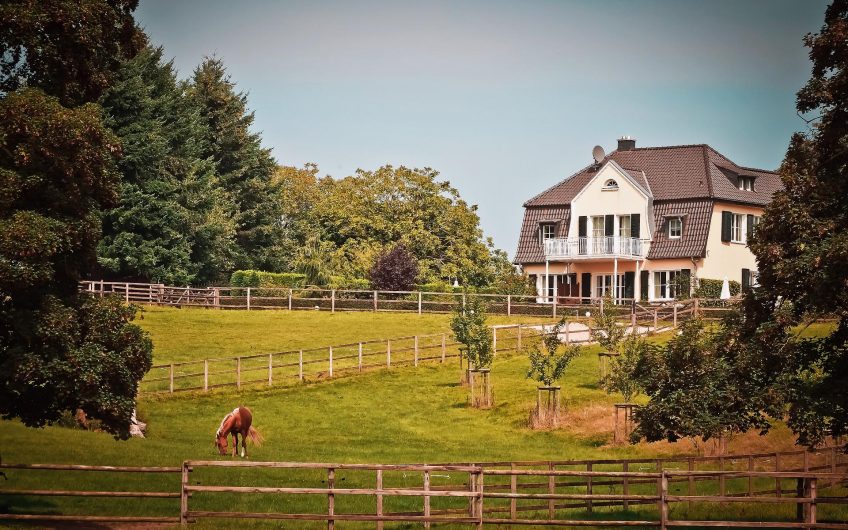 Modern ranch farmhouse